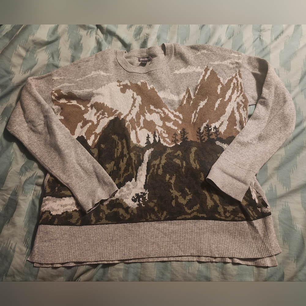 Super‎ Soft Women’s Eddie Bauer Crew Neck Graphic Sweater Size Medium